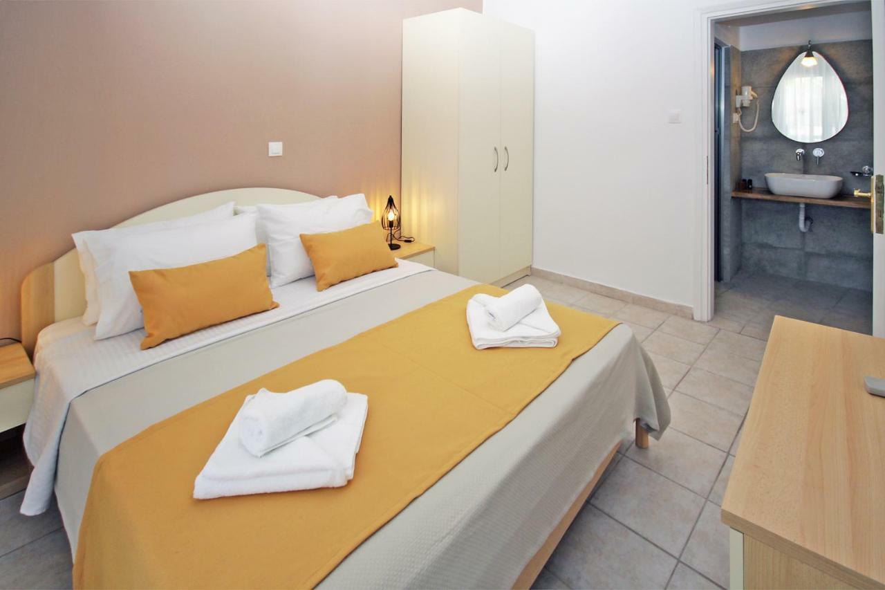 Aqua Marine 2 Hotel Neos Marmaras Bagian luar foto