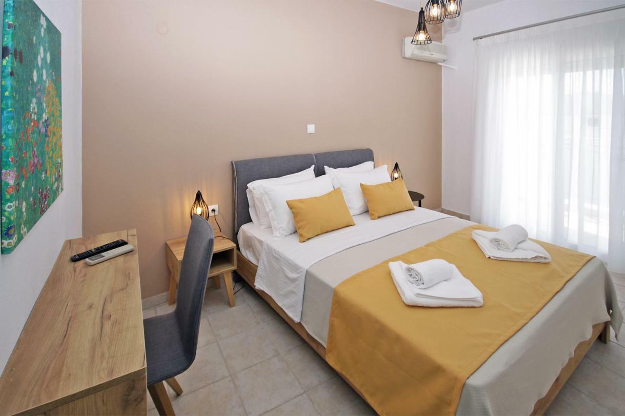 Aqua Marine 2 Hotel Neos Marmaras Bagian luar foto