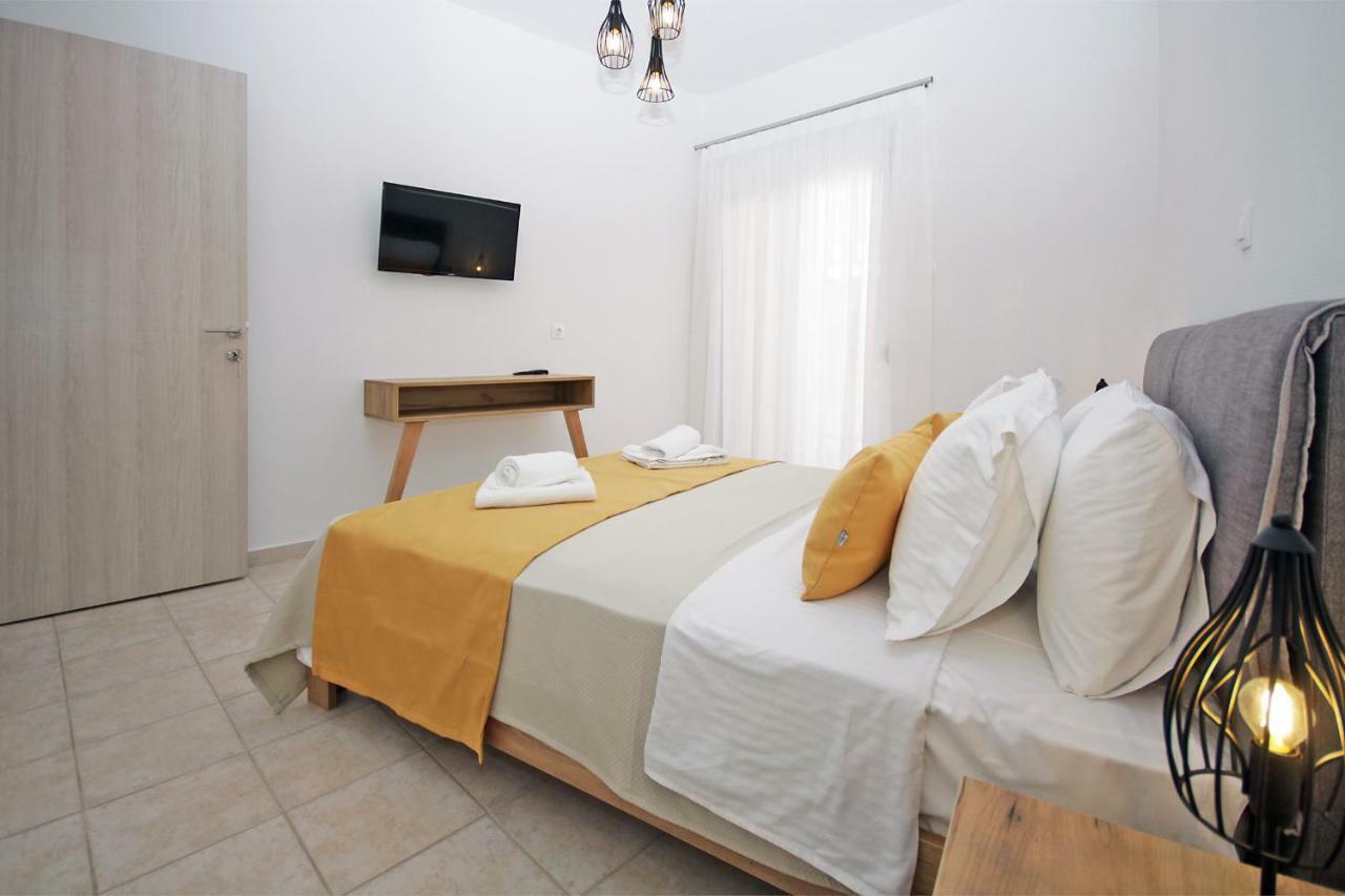 Aqua Marine 2 Hotel Neos Marmaras Bagian luar foto